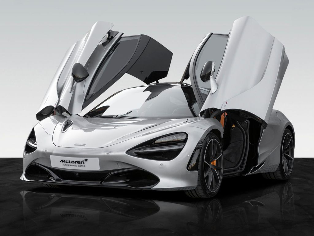 McLaren 720S 2022
