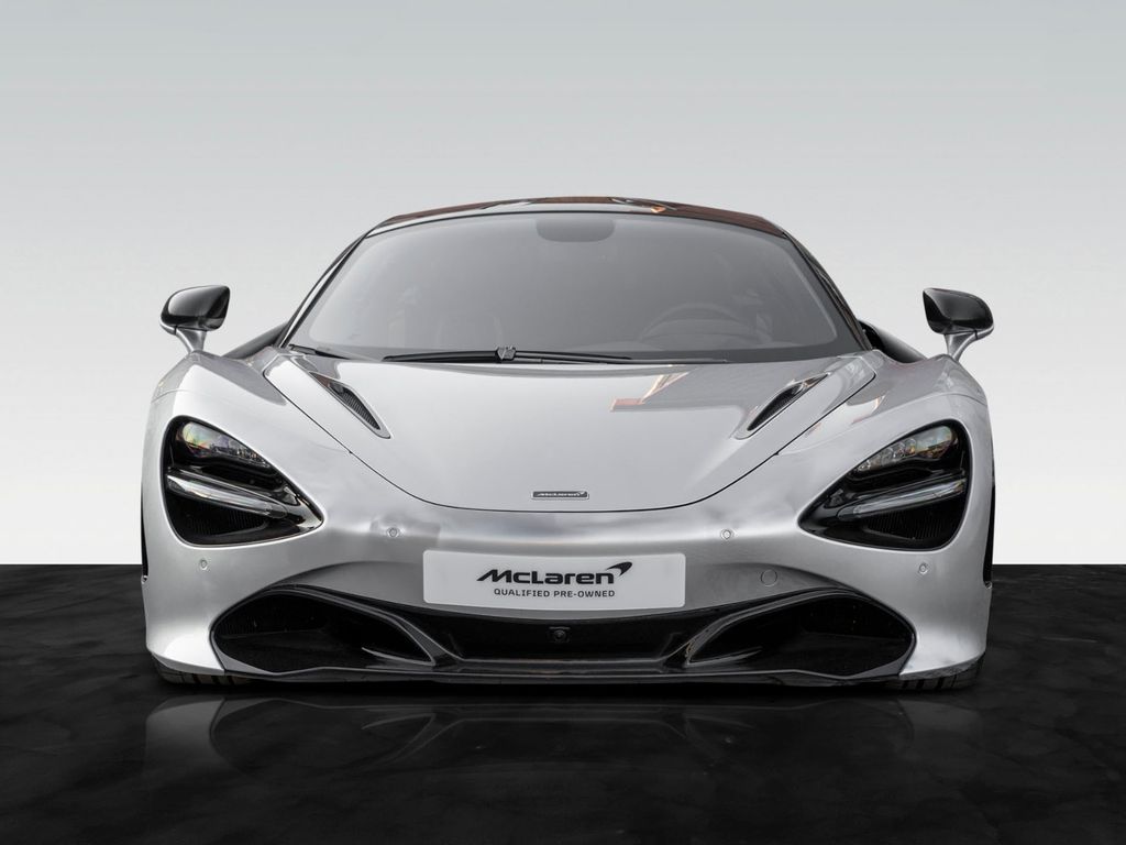 McLaren 720S 2022