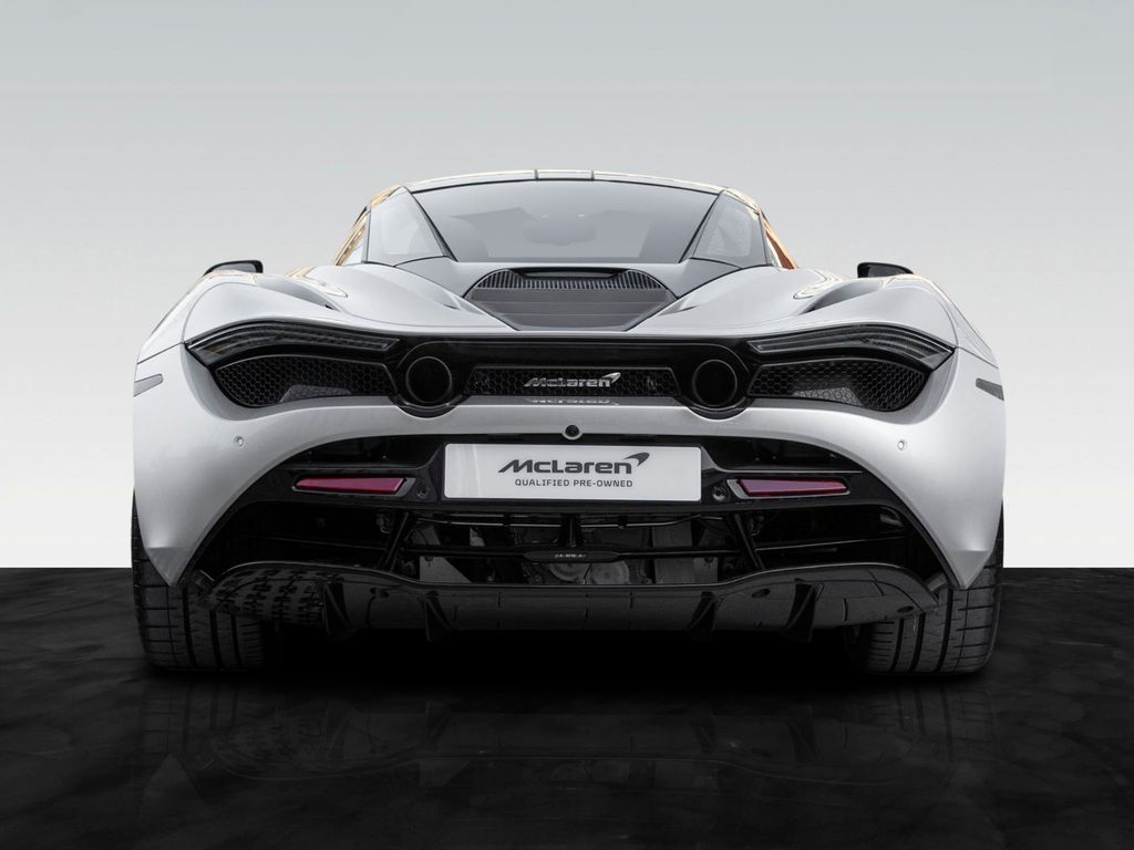 McLaren 720S 2022