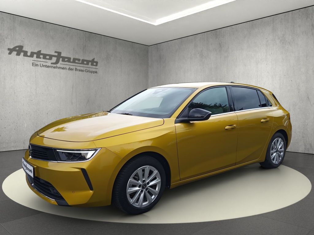 Opel Astra 2022