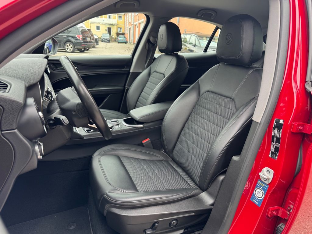 Alfa Romeo Stelvio 2021