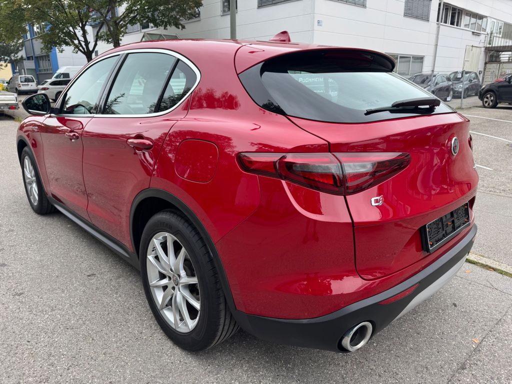 Alfa Romeo Stelvio 2021