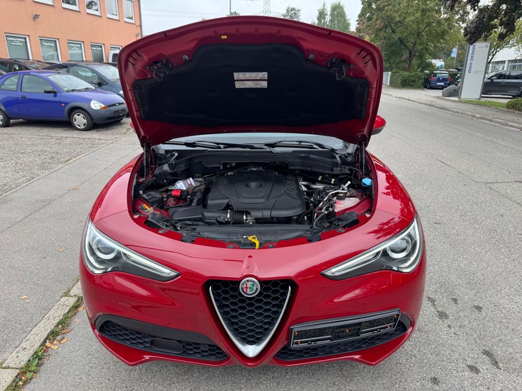Alfa Romeo Stelvio 2021