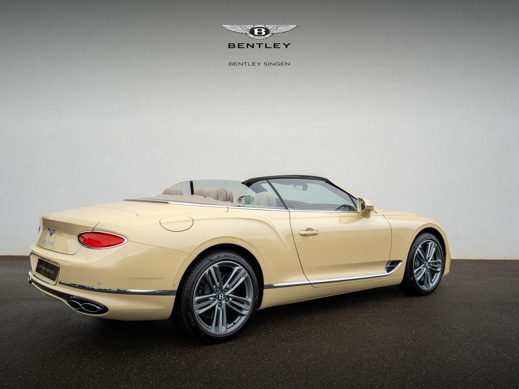 Bentley Continental GTC 2024