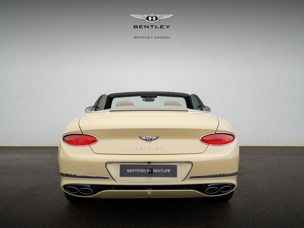Bentley Continental GTC 2024