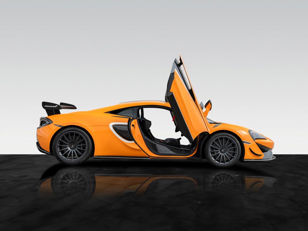 McLaren 620R 2022