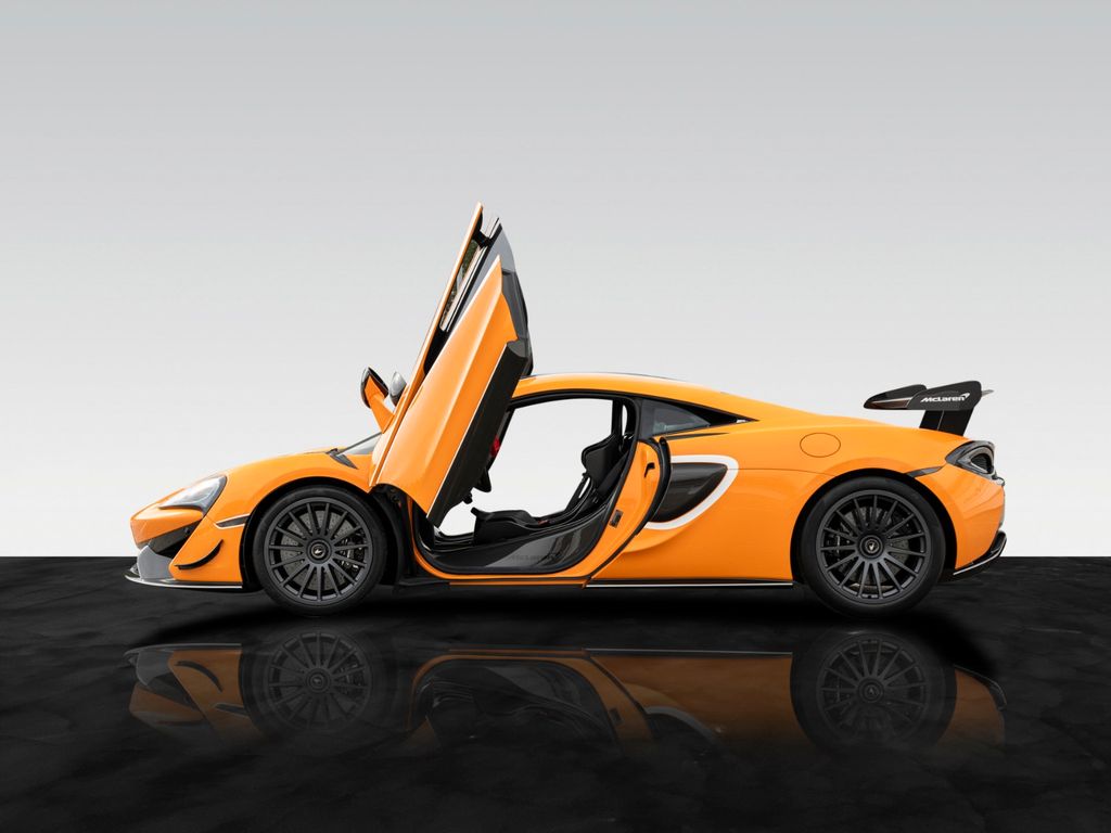 McLaren 620R 2022