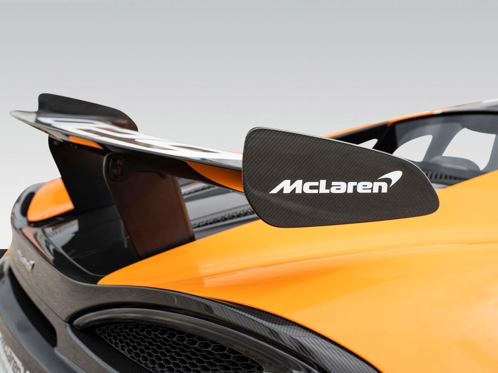McLaren 620R 2022
