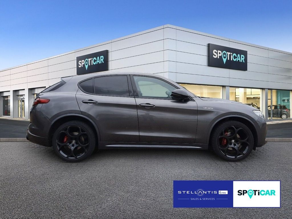 Alfa Romeo Stelvio 2023