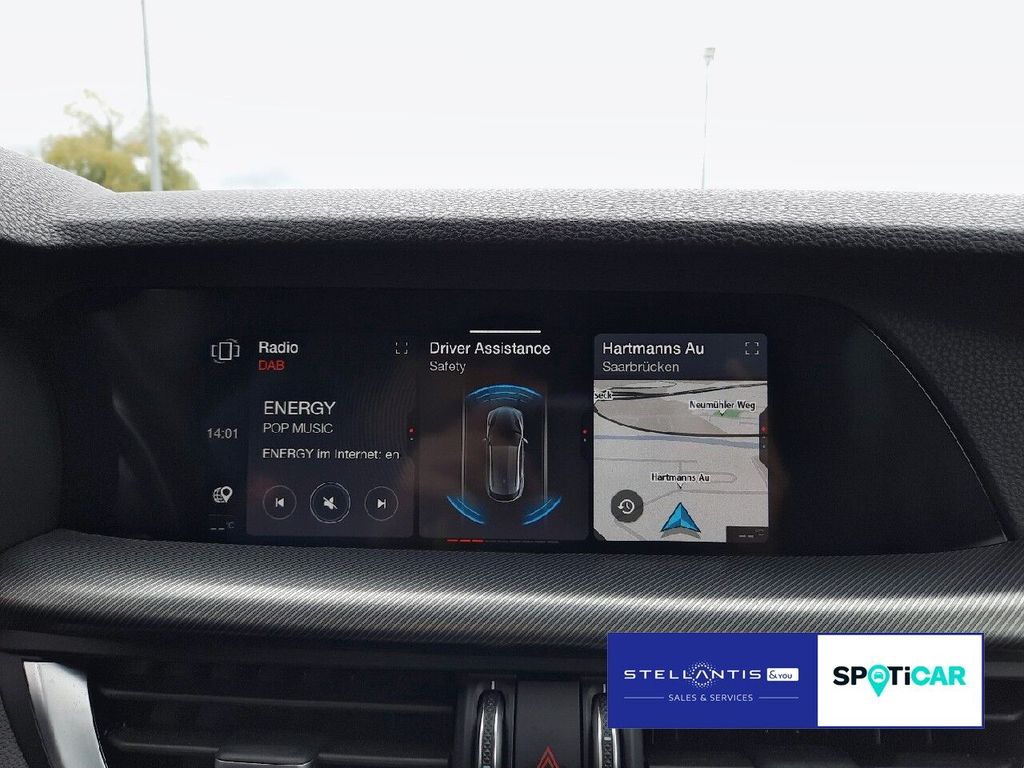 Alfa Romeo Stelvio 2023