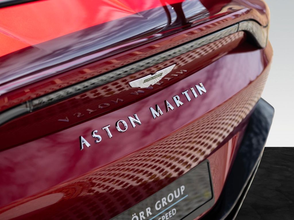 Aston Martin V12 Vantage 2023
