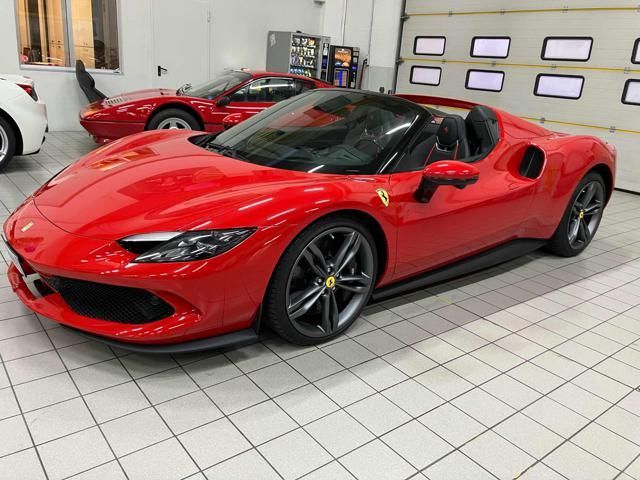 Ferrari 296 GTS 2023