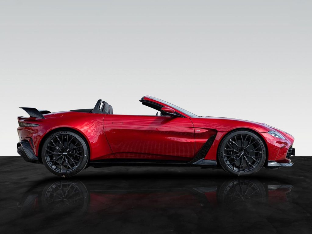 Aston Martin V12 Vantage 2023