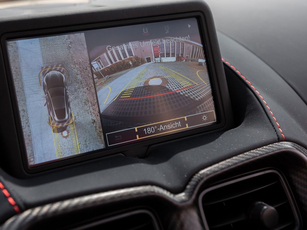 Aston Martin V12 Vantage 2023