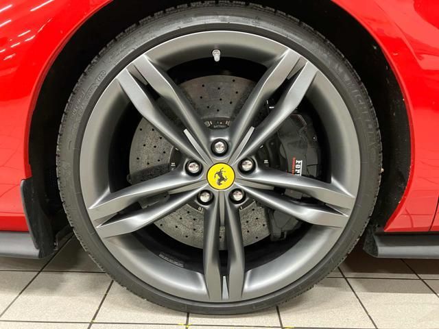 Ferrari 296 GTS 2023