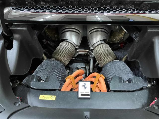 Ferrari 296 GTS 2023