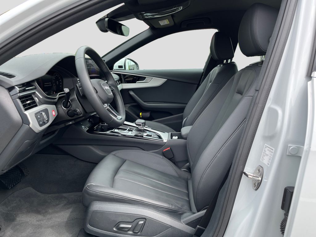 Audi A4 2024