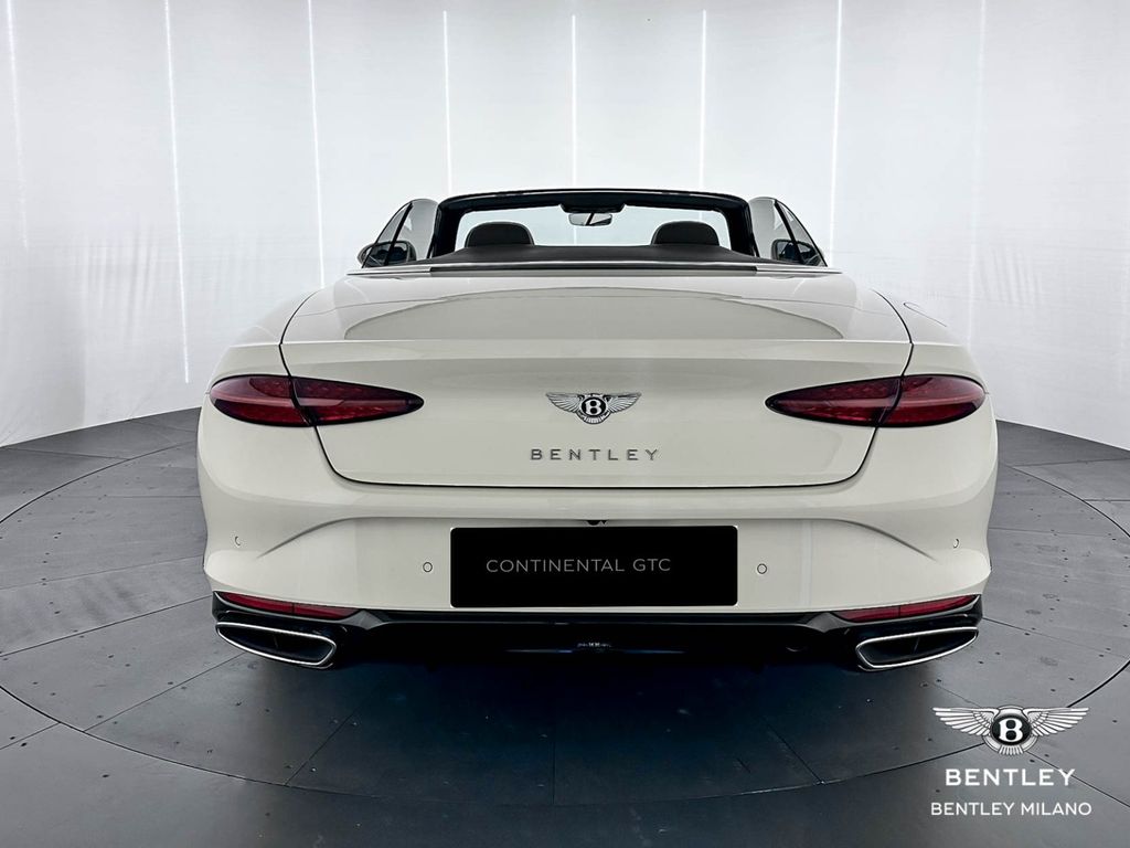 Bentley Continental GTC 2025