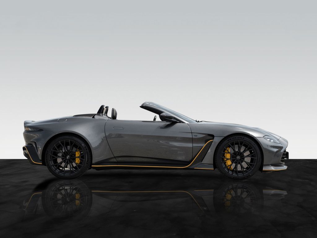 Aston Martin V12 Vantage 2023