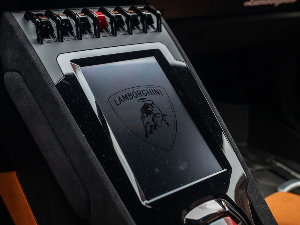 Lamborghini Huracán 2024