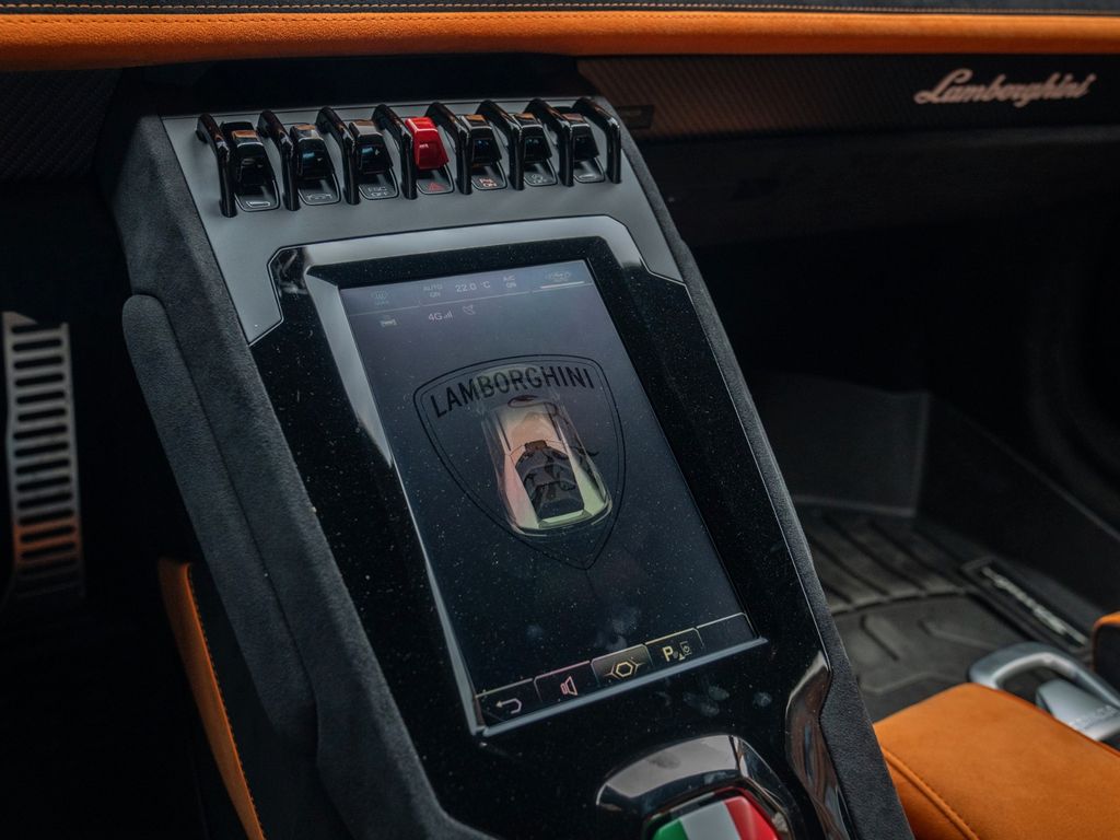 Lamborghini Huracán 2024