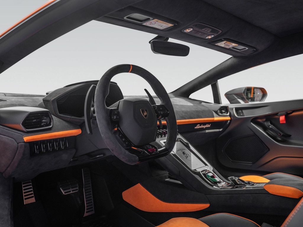 Lamborghini Huracán 2024