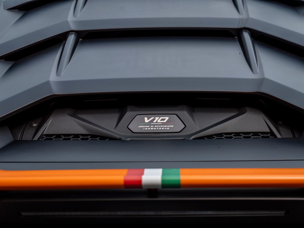 Lamborghini Huracán 2024