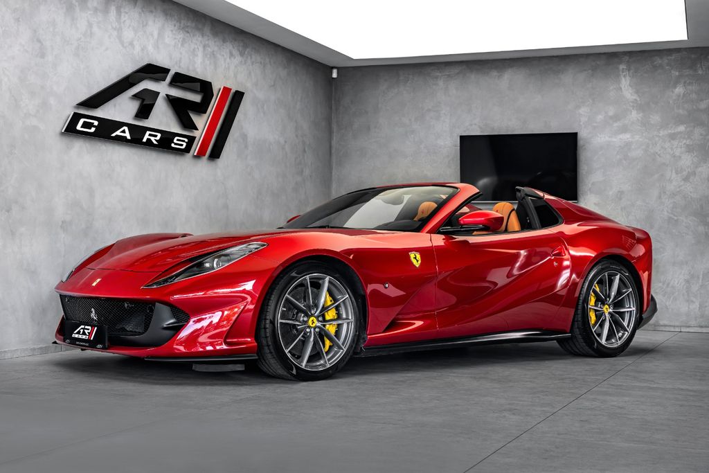 Ferrari 812 2023