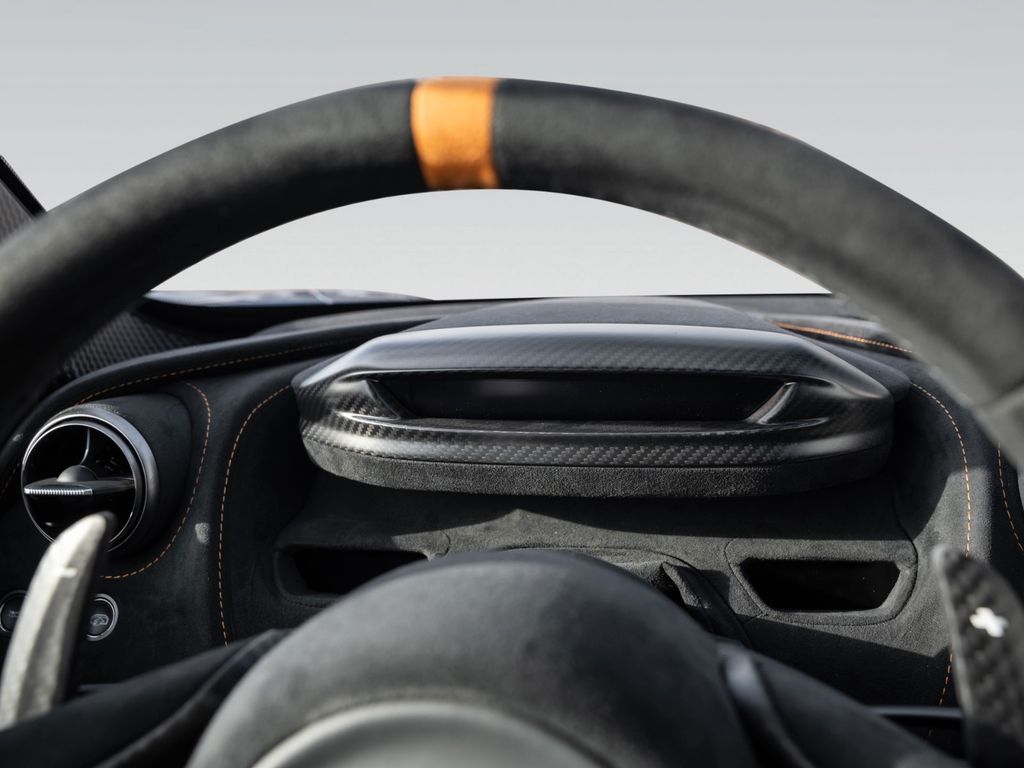 McLaren 765LT 2022