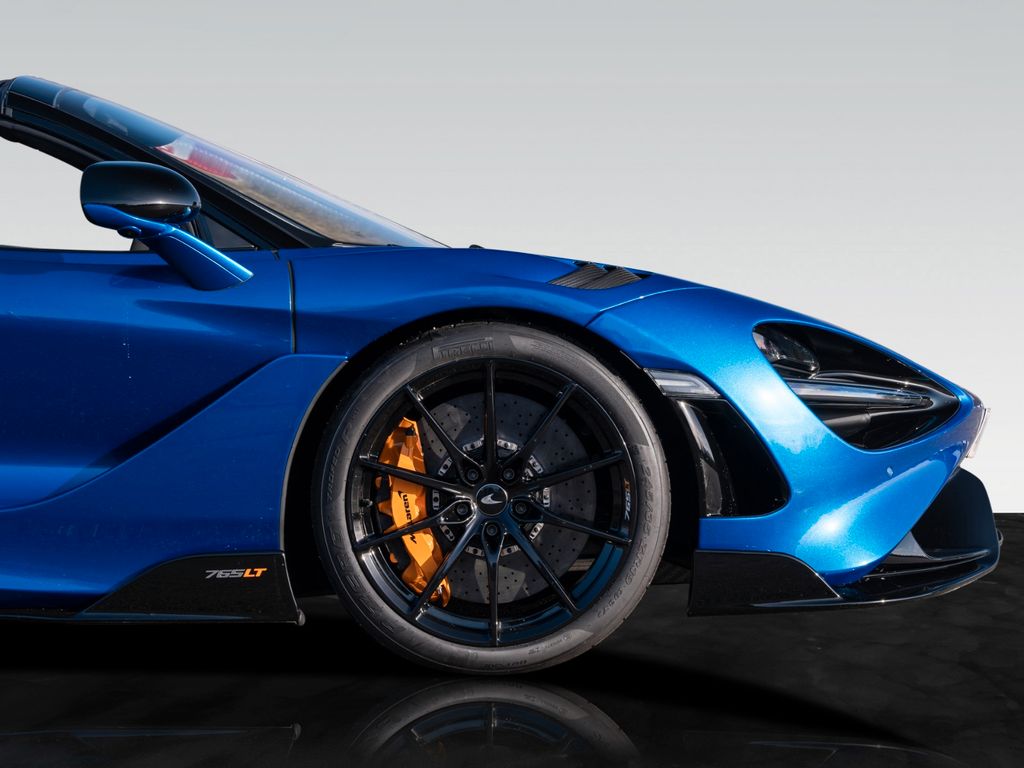 McLaren 765LT 2022