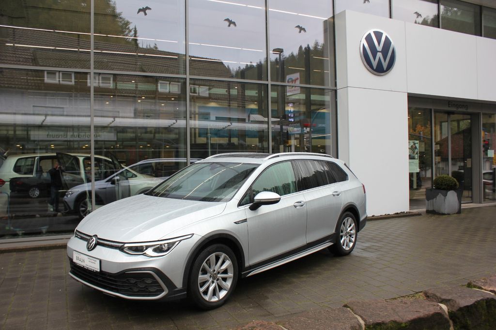 Volkswagen Golf 2023