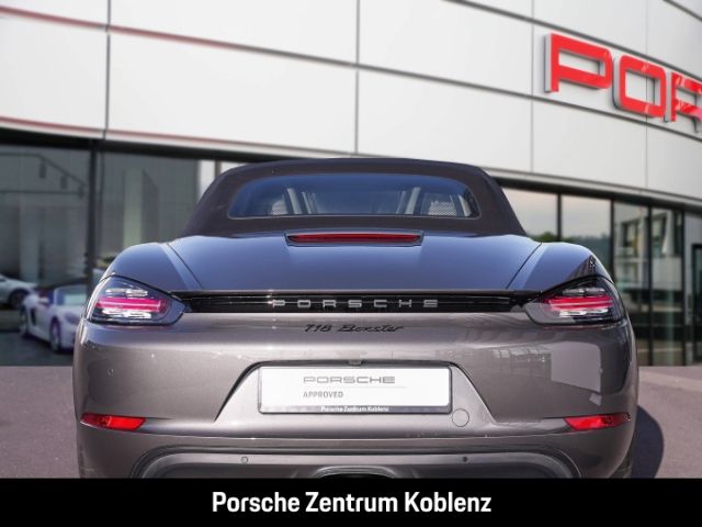 Porsche Boxster 2024
