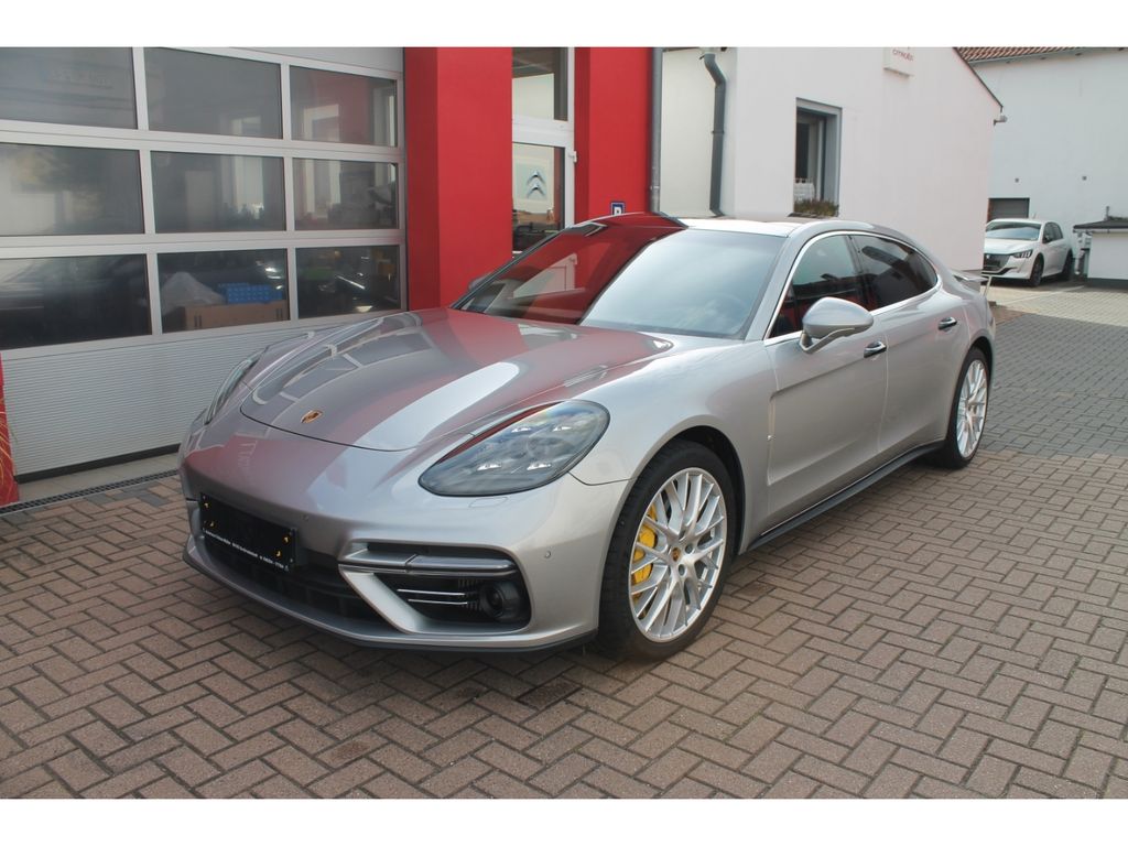 Porsche Panamera 2019