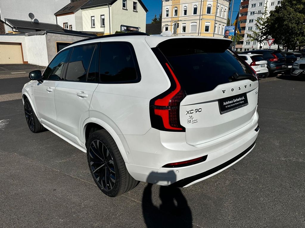 Volvo XC90 2025