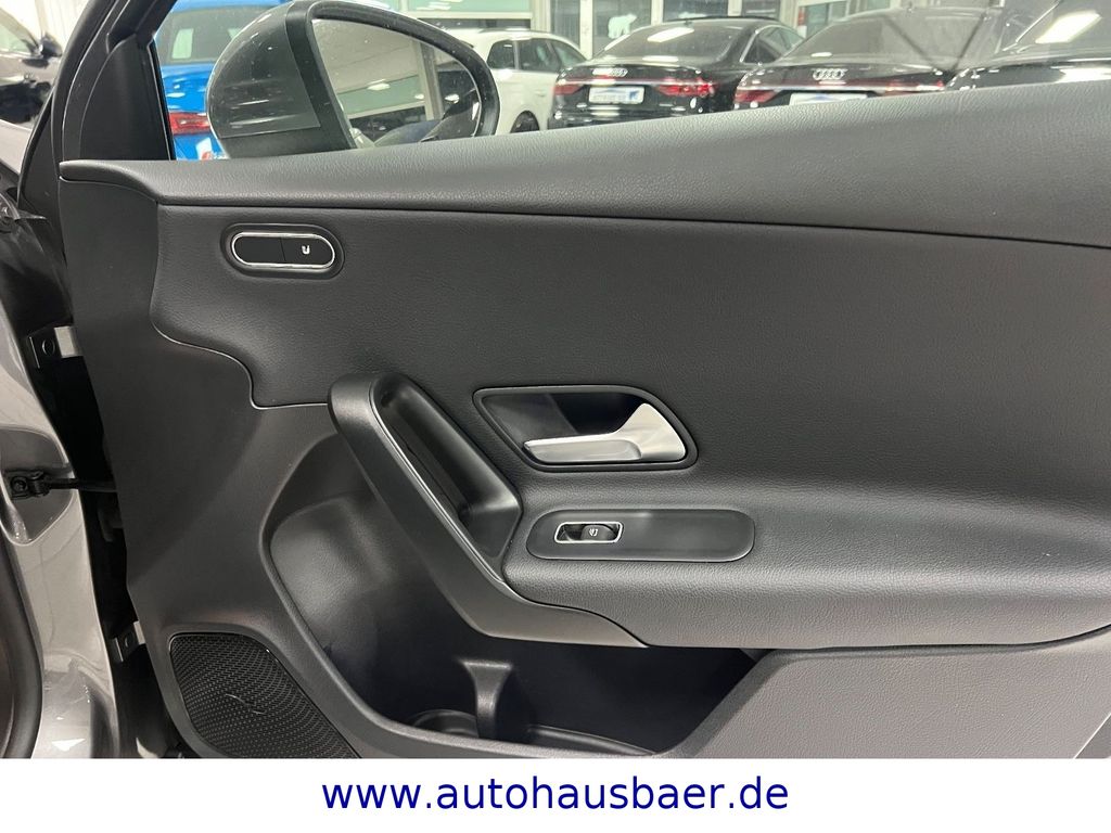 Mercedes-Benz A 180 2022