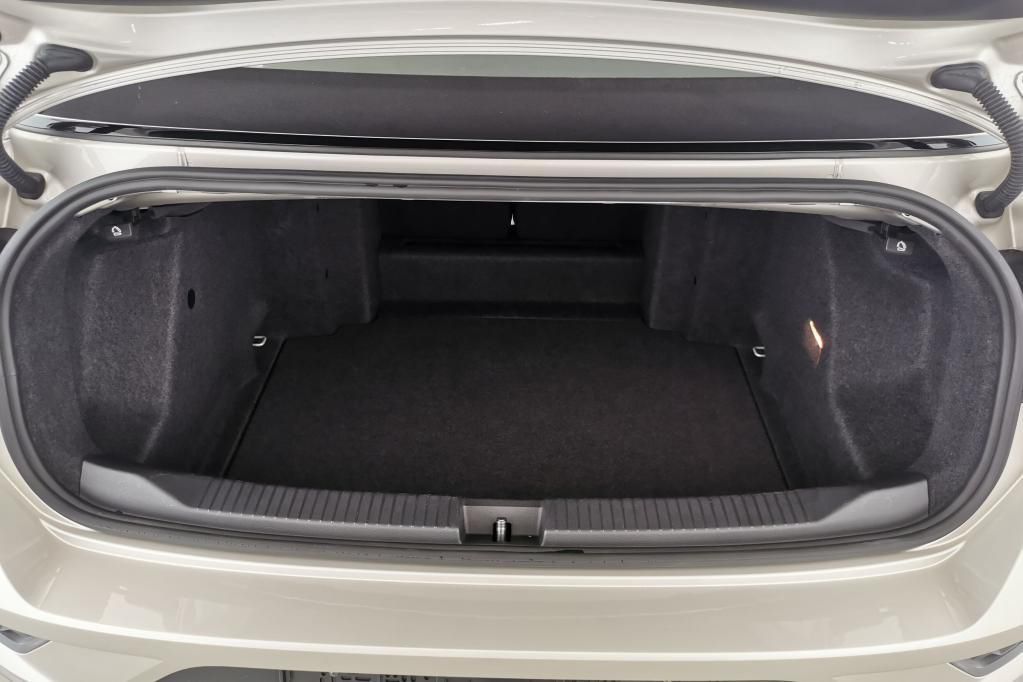 Volkswagen T-Roc 2021