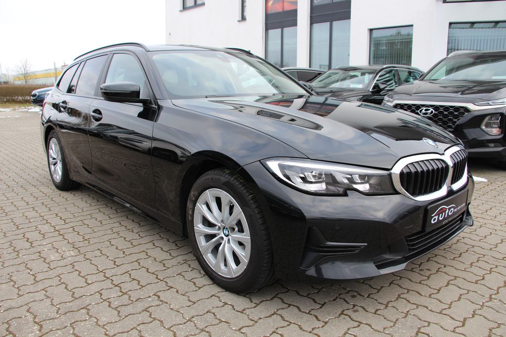 BMW 318 2021