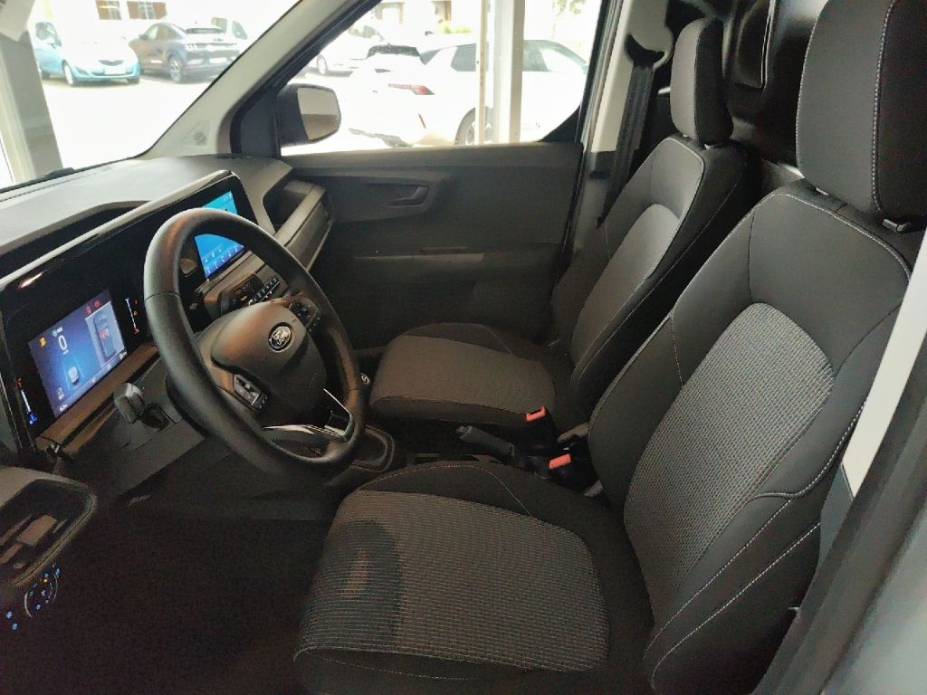 Ford Transit Courier