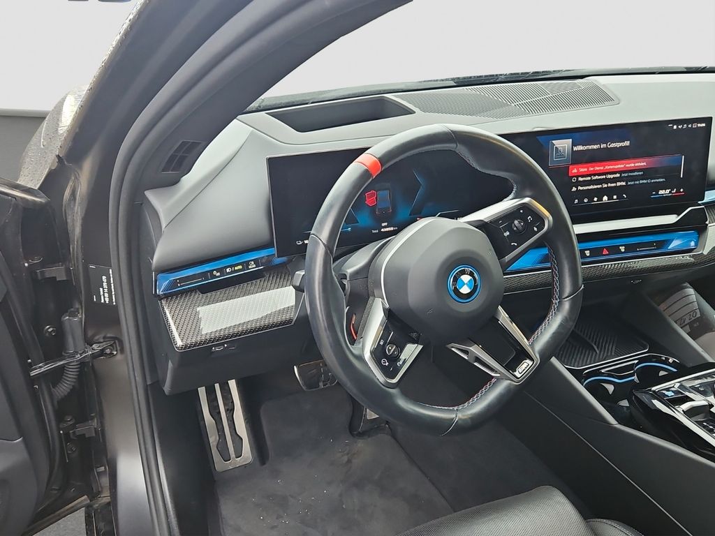 BMW i5 2023