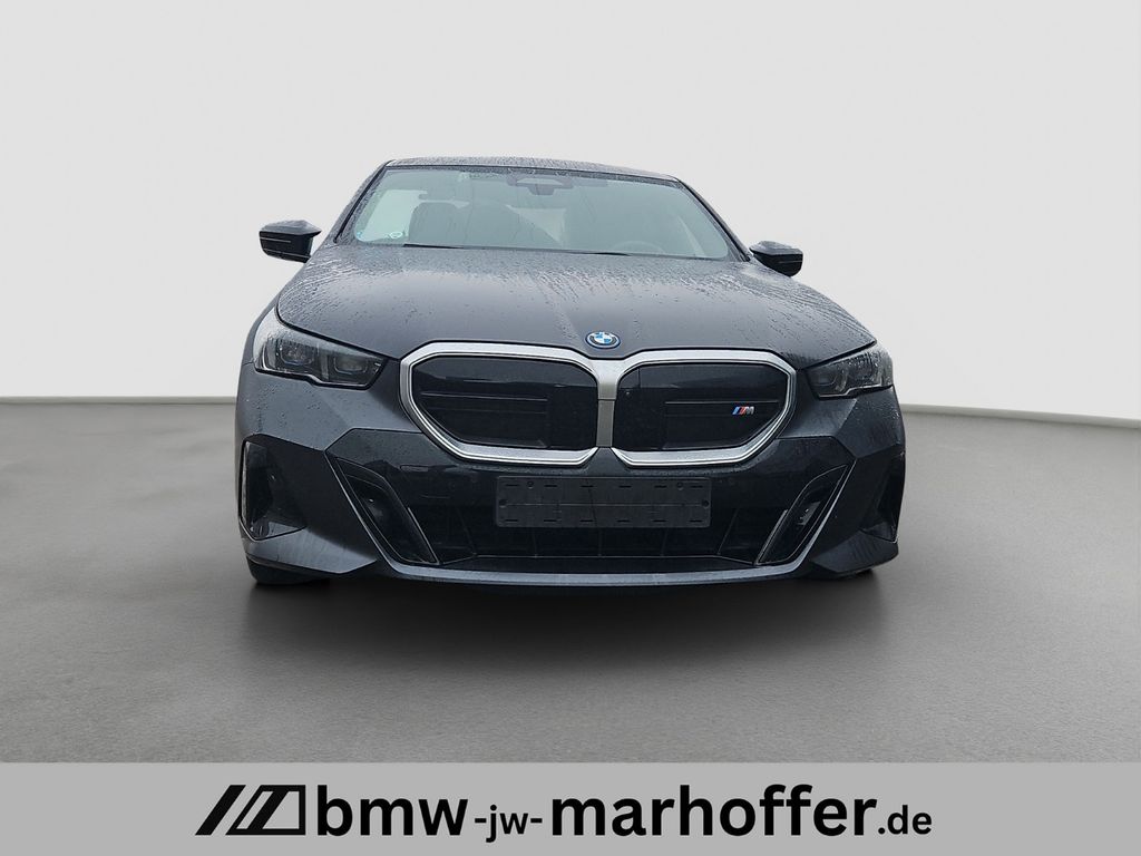 BMW i5 2023