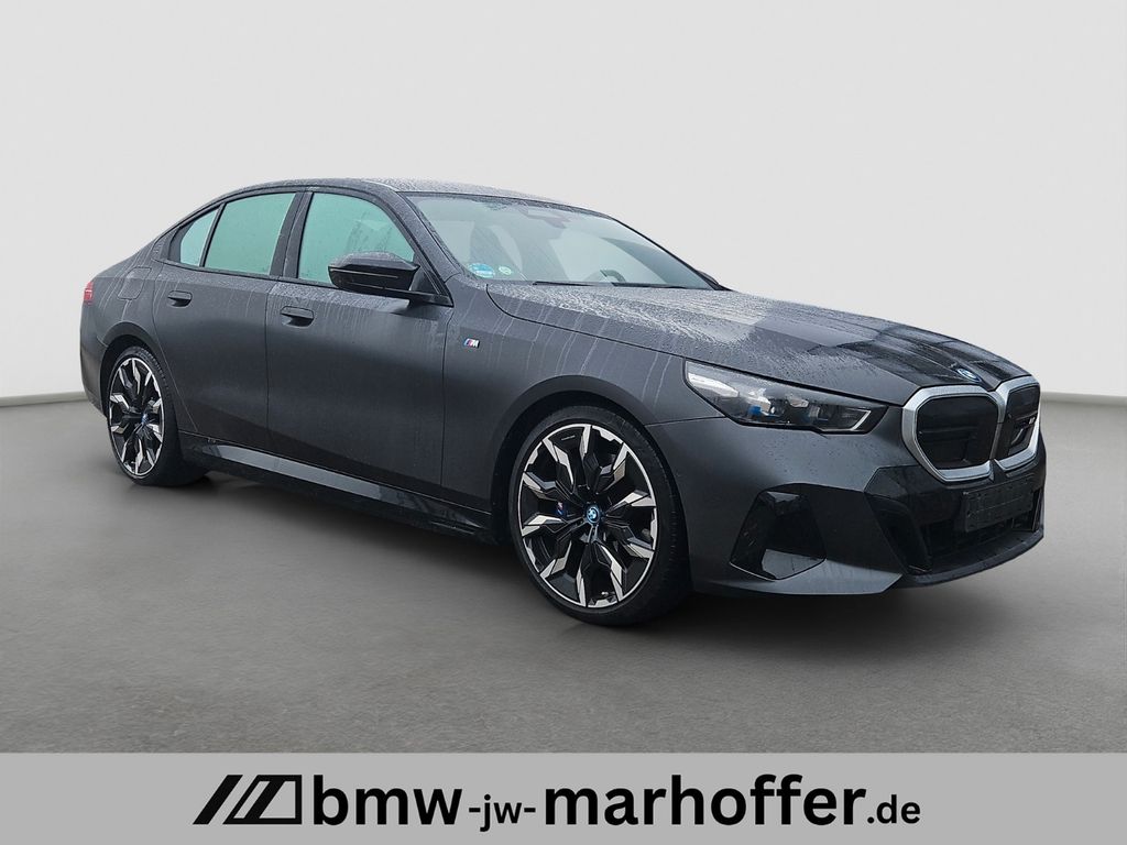 BMW i5 2023