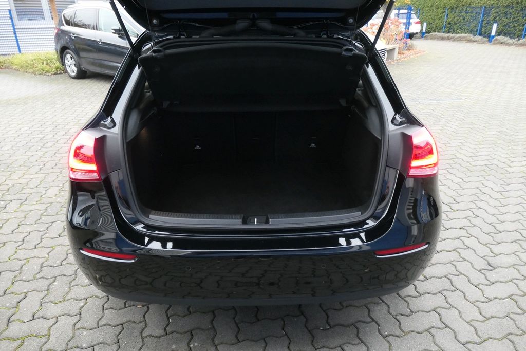 Mercedes-Benz A 200 2022