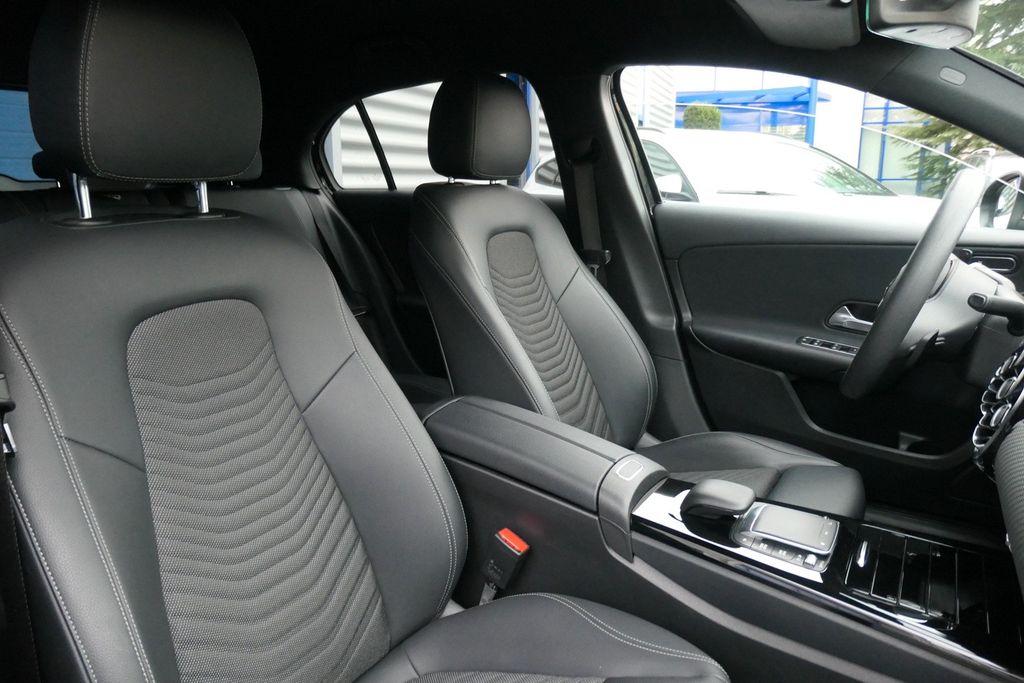 Mercedes-Benz A 200 2022