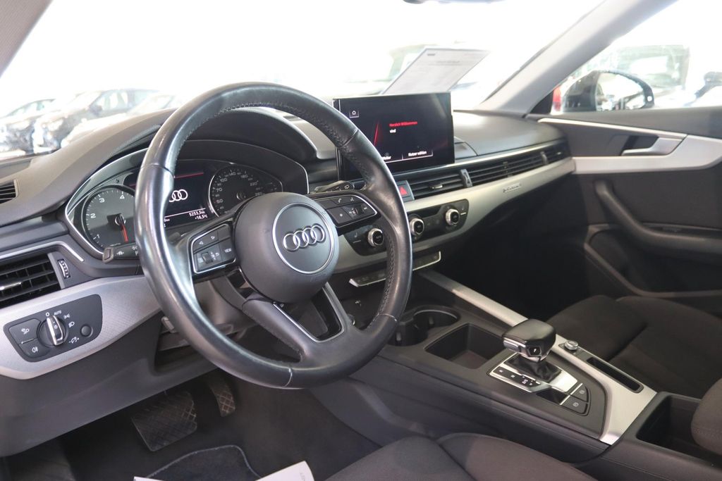 Audi A4 2019