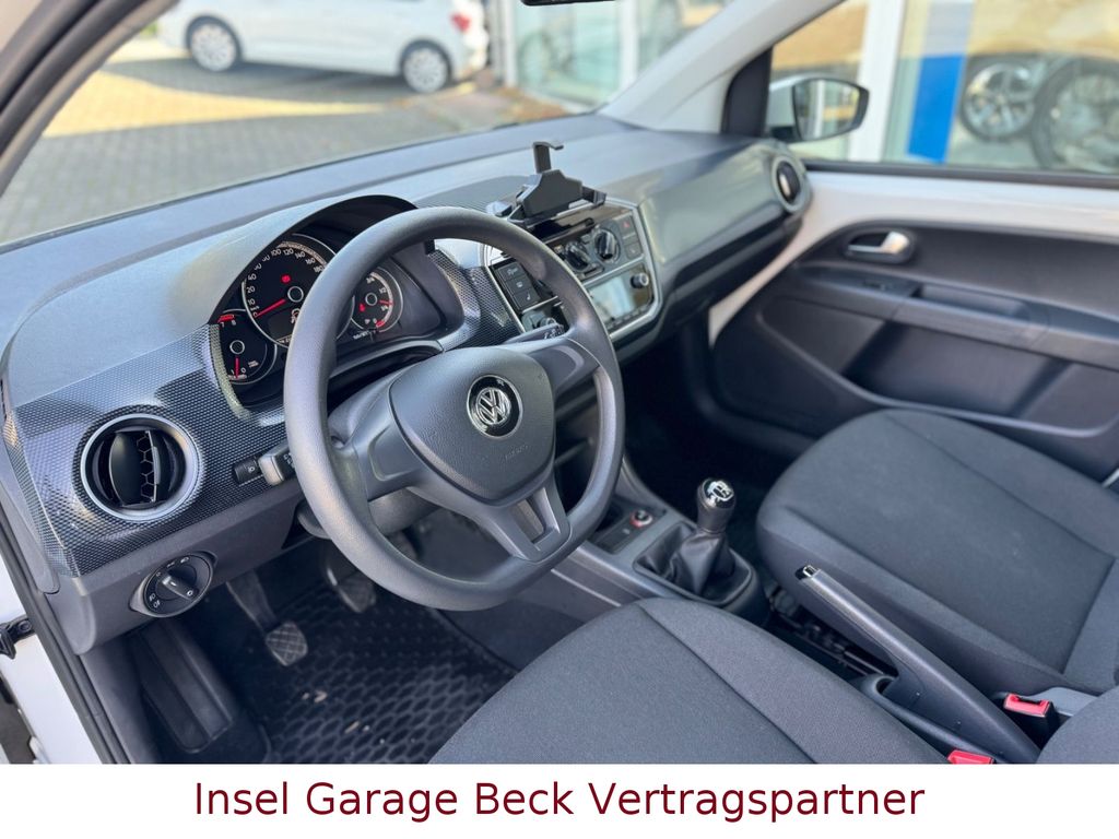 Volkswagen up! 2018