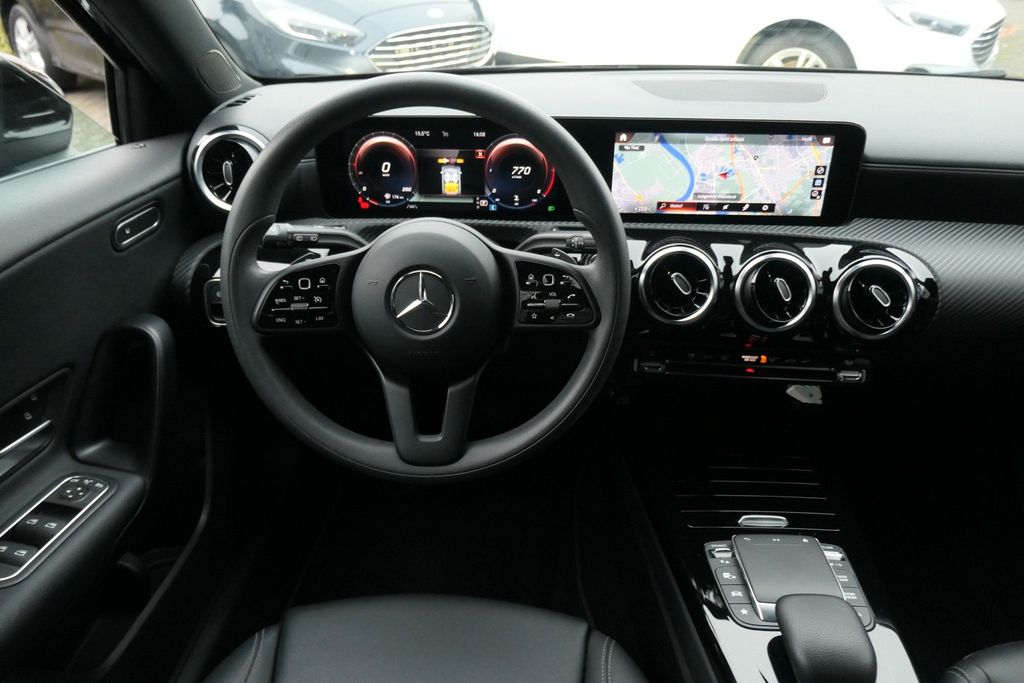 Mercedes-Benz A 200 2022