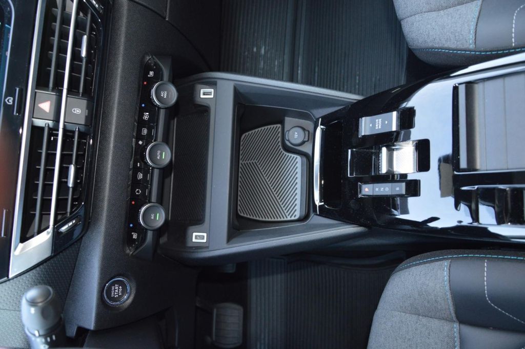 Citroën ë-C4 X 2023