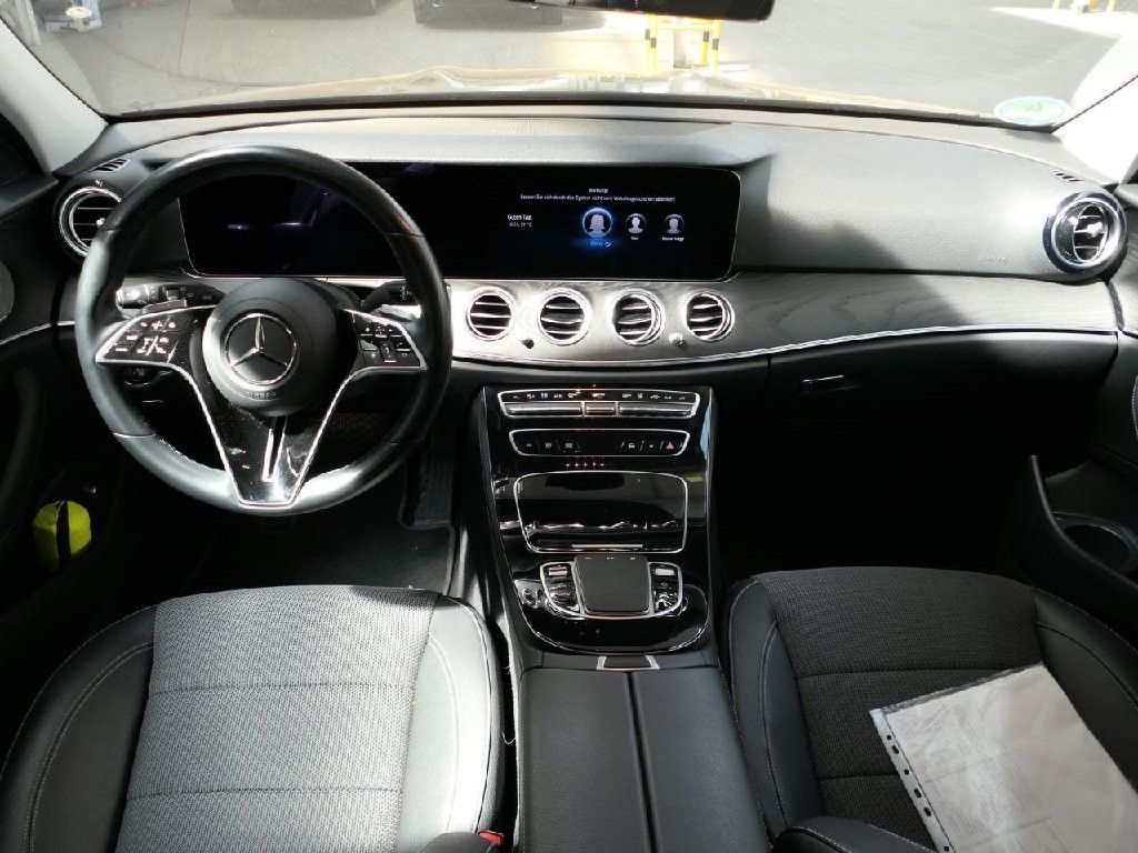 Mercedes-Benz E 300 2021