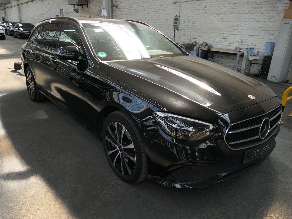 Mercedes-Benz E 300 2021