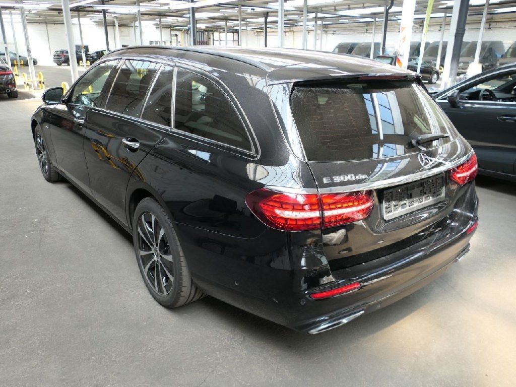 Mercedes-Benz E 300 2021